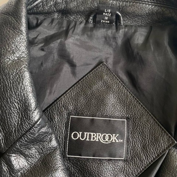 SOLD - Picture 4 of 8